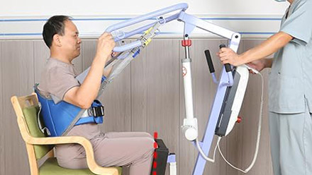 Schutzschilder für rollstuhl-rampen